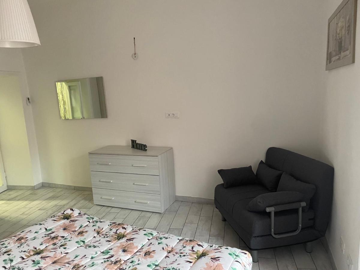 Vivere Il Borgo Sul Lago Appartement Genzano di Roma Buitenkant foto